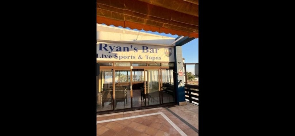 Te koop ideale opbrengstpand in orihuela costa alicante, 100 m², Dorp, Overige soorten, Spanje