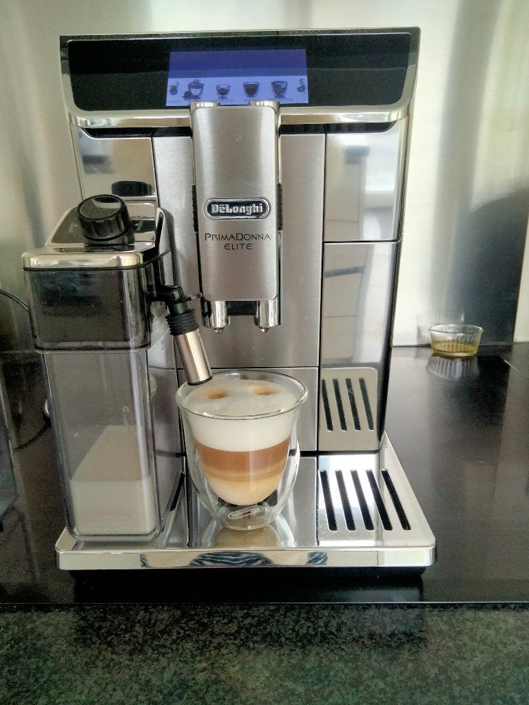 espressomachine Delonghi, Elektronische apparatuur, Ophalen, Espresso apparaat, Zo goed als nieuw, 4 tot 10 kopjes