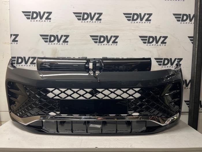 Voorbumper van een Volkswagen Tiguan (LI7F), Gebruikt, -, Volkswagen, -