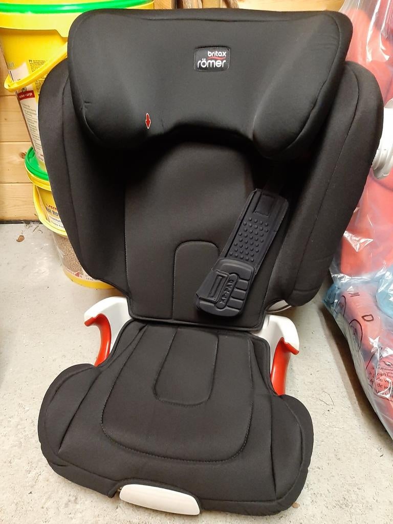 Autostoel Britax Römer groep 2/3, Kinderen en Baby's, Autostoeltjes, Ophalen, Romer, Verstelbare rugleuning, Zo goed als nieuw