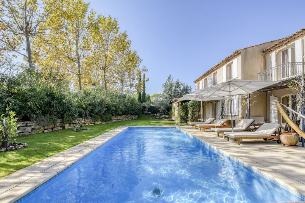 Villa met privézwembad in Saint-Tropez — Privé domein, Immo, Huizen te huur, Vrijstaande woning, Direct bij eigenaar, 4 kamers
