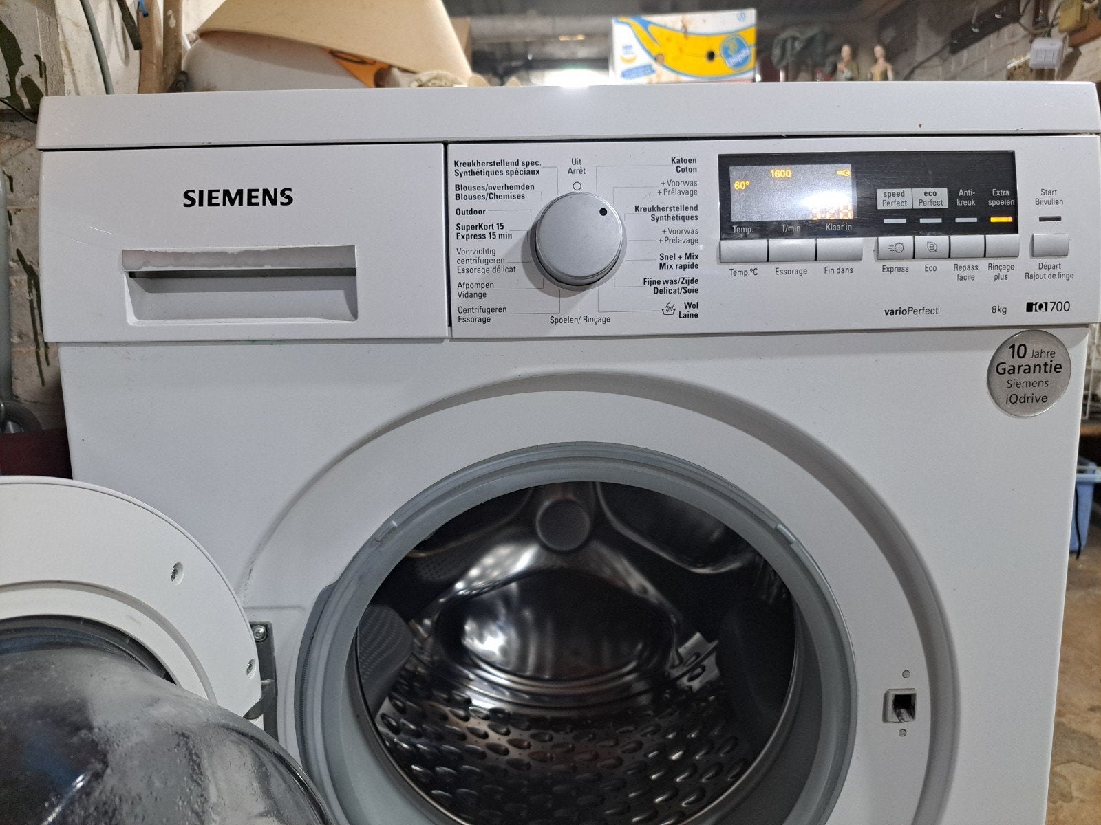 Siemens IQ 700 8kg 1600 t/min, Ophalen, Minder dan 85 cm, 8 tot 10 kg, 1600 toeren of meer