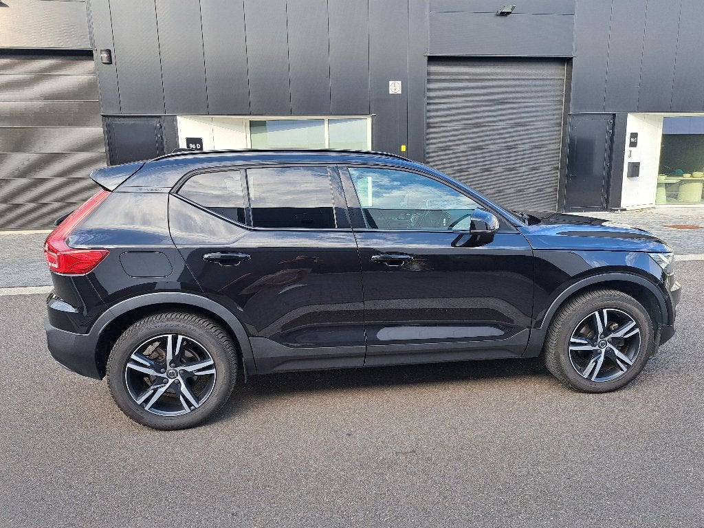 Zwarte Volvo XC40 R-design D3 Geartronic, Auto's, 1800 kg, 4 cilinders, 1969 cc, 5 deurs