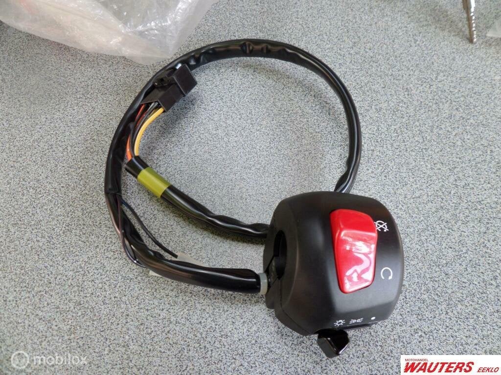 bedieningsknop rh Suzuki burgman 650 2003-2005, Motos, Neuf, Enlèvement ou Envoi