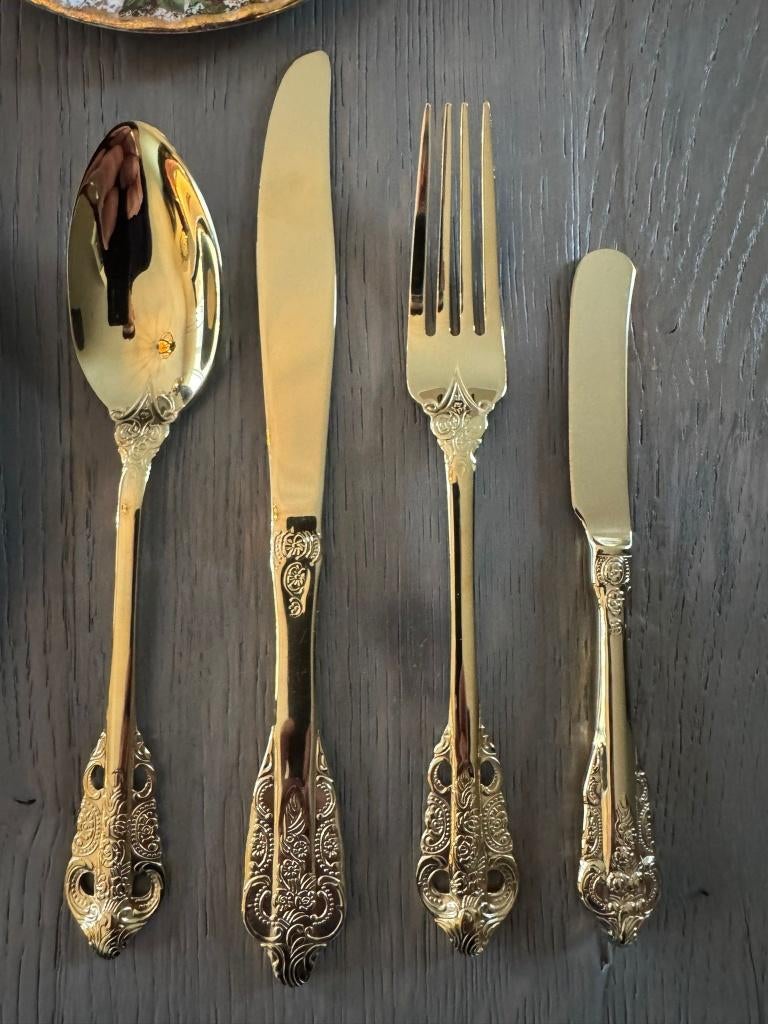 NIEUWE Luxe gouden bestek set servies set 24-delig, Huis en Inrichting, Keuken | Bestek, Nieuw, Bestekset, Overige materialen