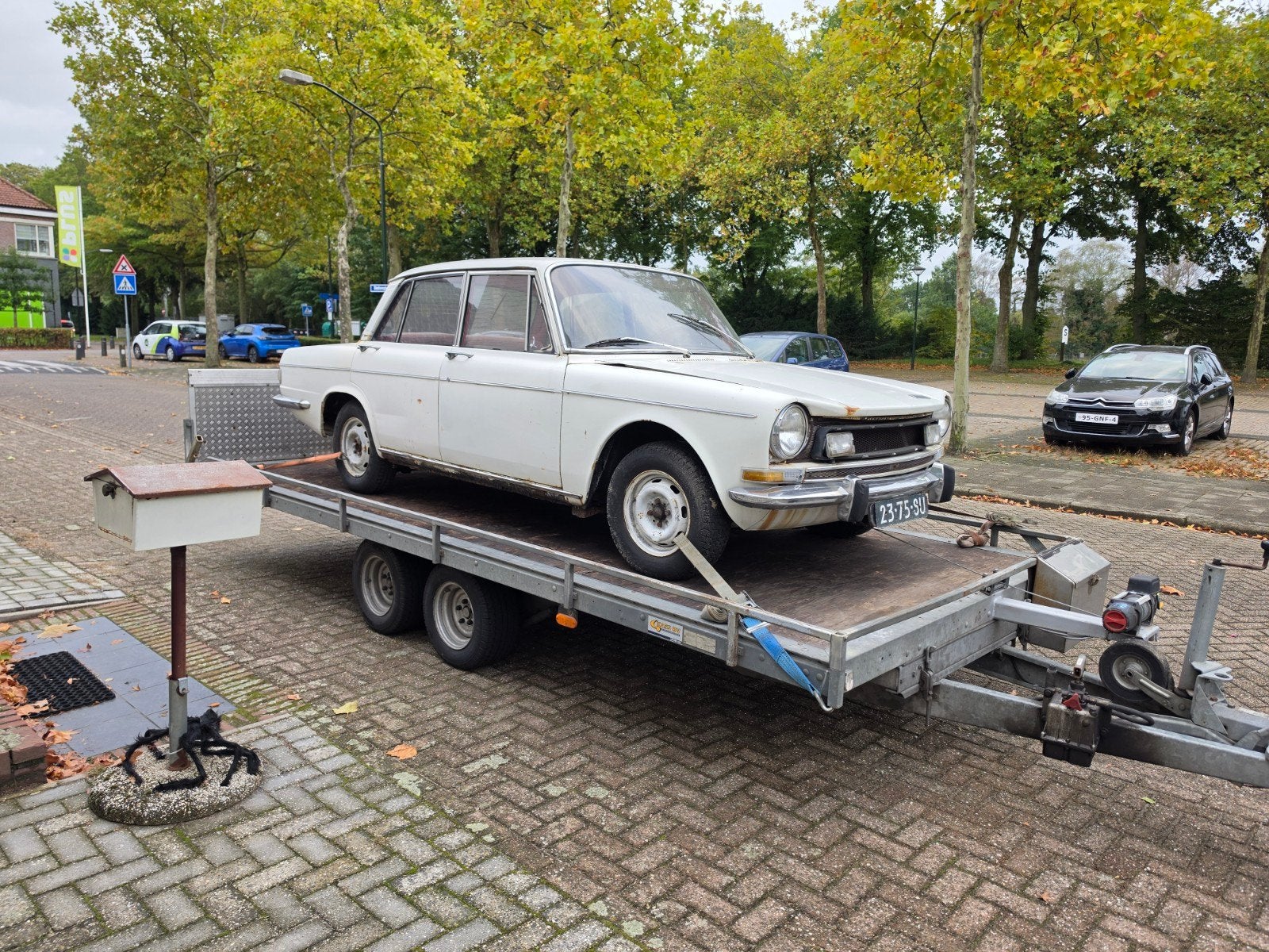 Simca Talbot Chrysler 1301 special automaat 1971
Opknapper m, Autos, Particulier, Automatique, Achat