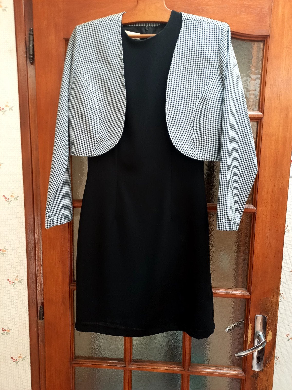 Robe sans manche  avec une petite  veste, Kleding | Dames, Jurken, Verzenden
