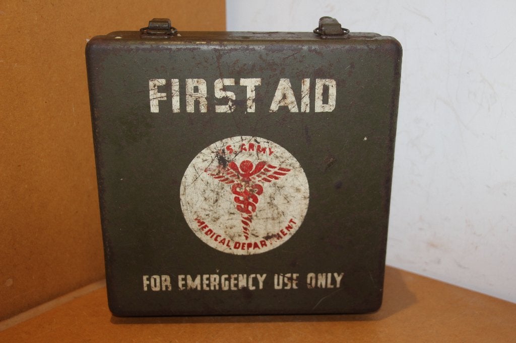 US WW2 "Motor Vehicle First Aid Kit", Envoi, Armée de terre, Vêtements ou Chaussures