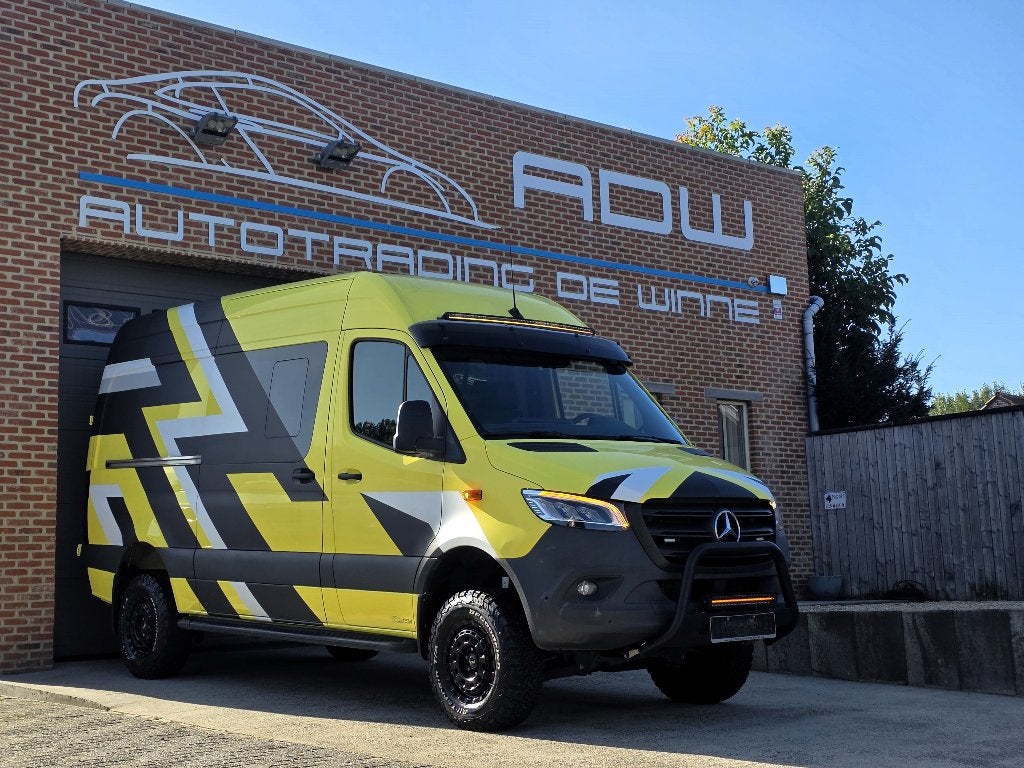 Mercedes Sprinter 419 4X4 - 2024 - 19.000KM - 190PK Automaat, Automaat, Stof, Bedrijf, Diesel