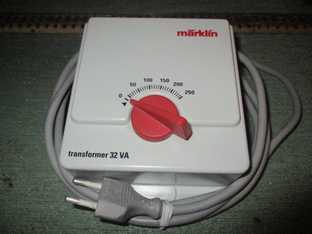 Marklin  6647 Transfo 32VA, Enlèvement ou Envoi, Comme neuf, Transformateur ou Alimentation, Märklin