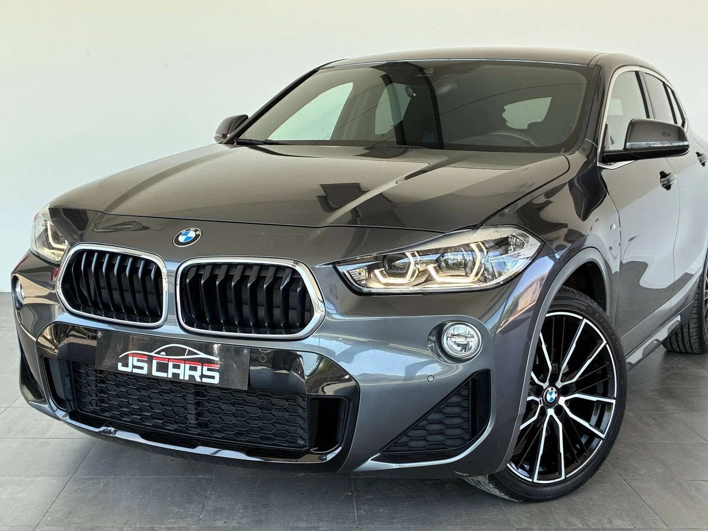 BMW X2 1.5iA FULL PACKM-GPS-ALCANTARA-JANTES19-PDC, Argent ou Gris, https://public.car-pass.be/vhr/8b8046b3-9c89-43ad-8a4a-95480e61abb5