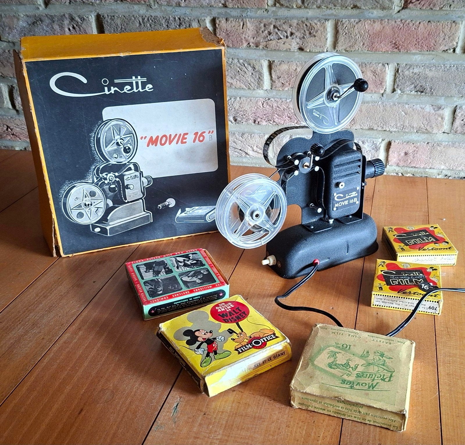 projecteur " Cinette Movie 16 ", Collections, Enlèvement ou Envoi, Projecteur