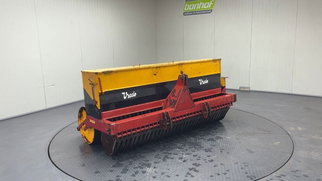 Vredo DZ 125.07.5, Semer, Planter ou Lever