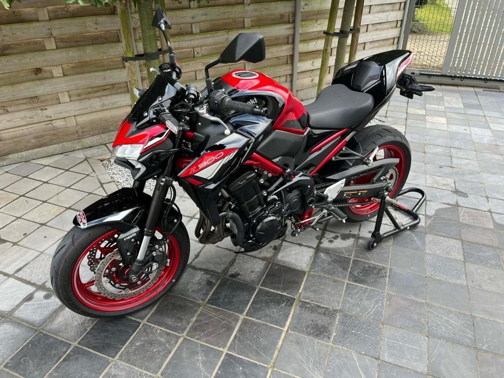 Kawasaki z900 7/2024 ** 2900KM ** als nieuw !! **, Motoren, Traction Control, 4 cilinders, Motorrijbewijs A, 948 cc