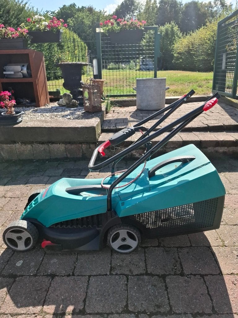 Elektrische grasmachine, Ophalen, Gebruikt, Elektrische grasmaaier, Opvangbak