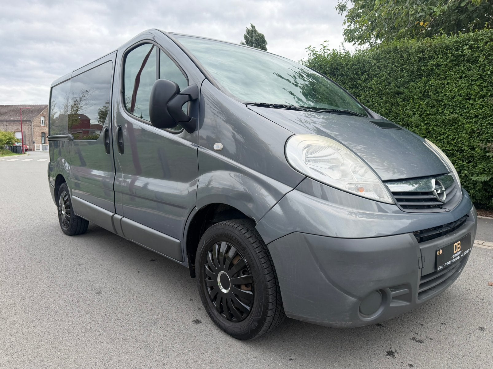 2.0 dCi 29 L2H1 Confort (Faible kilométrage) Climatisation/, Auto's, Voorwielaandrijving, Stof, Zwart, 5 deurs