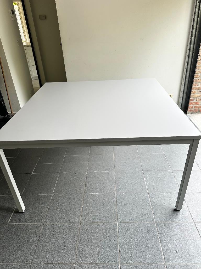 table carrée blanche 140 * 140 cm, Neuf, 100 à 150 cm, Carré, 100 à 150 cm