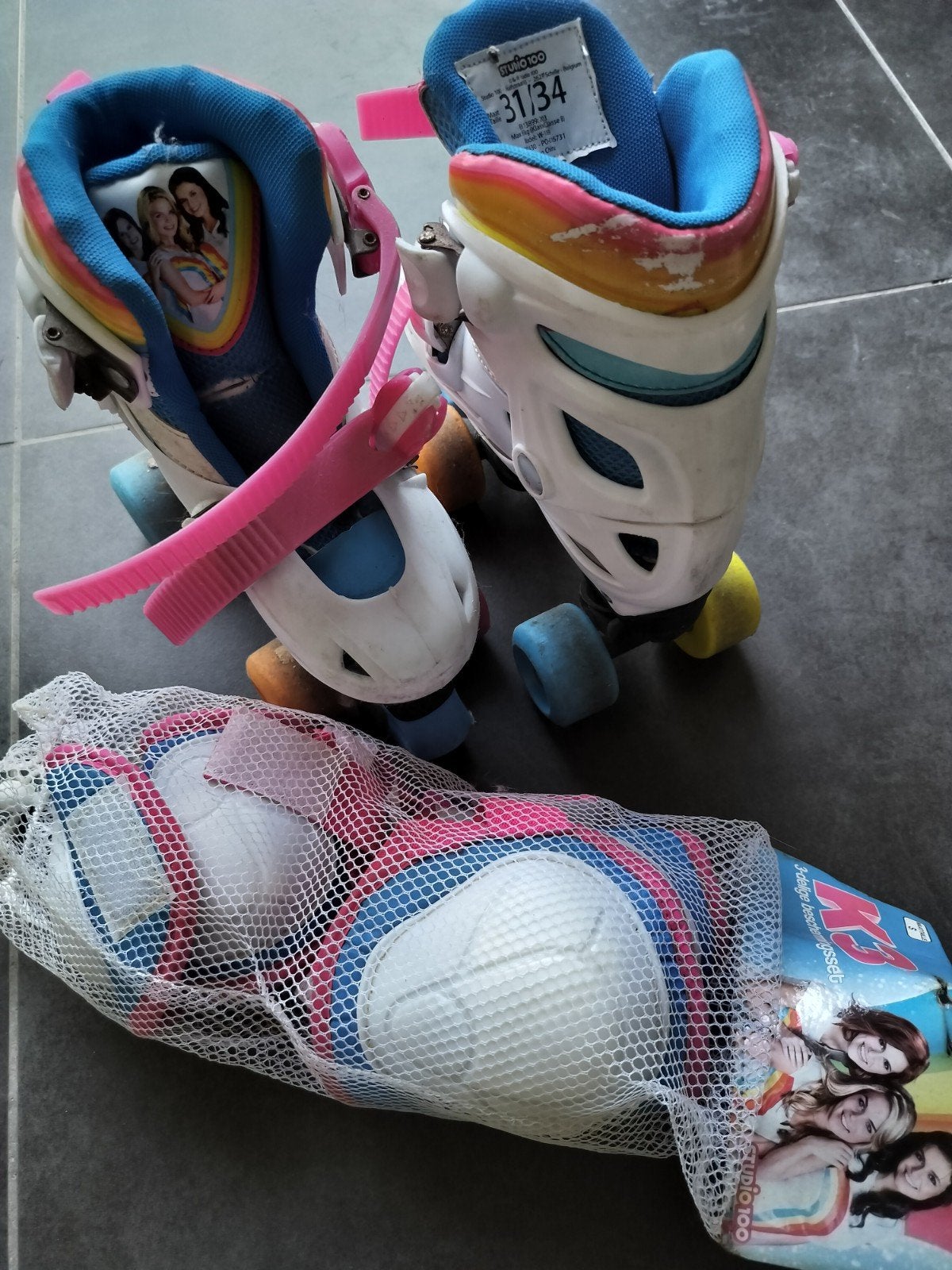 K3 rolschaatsen + bescherming, Ophalen, Verstelbaar