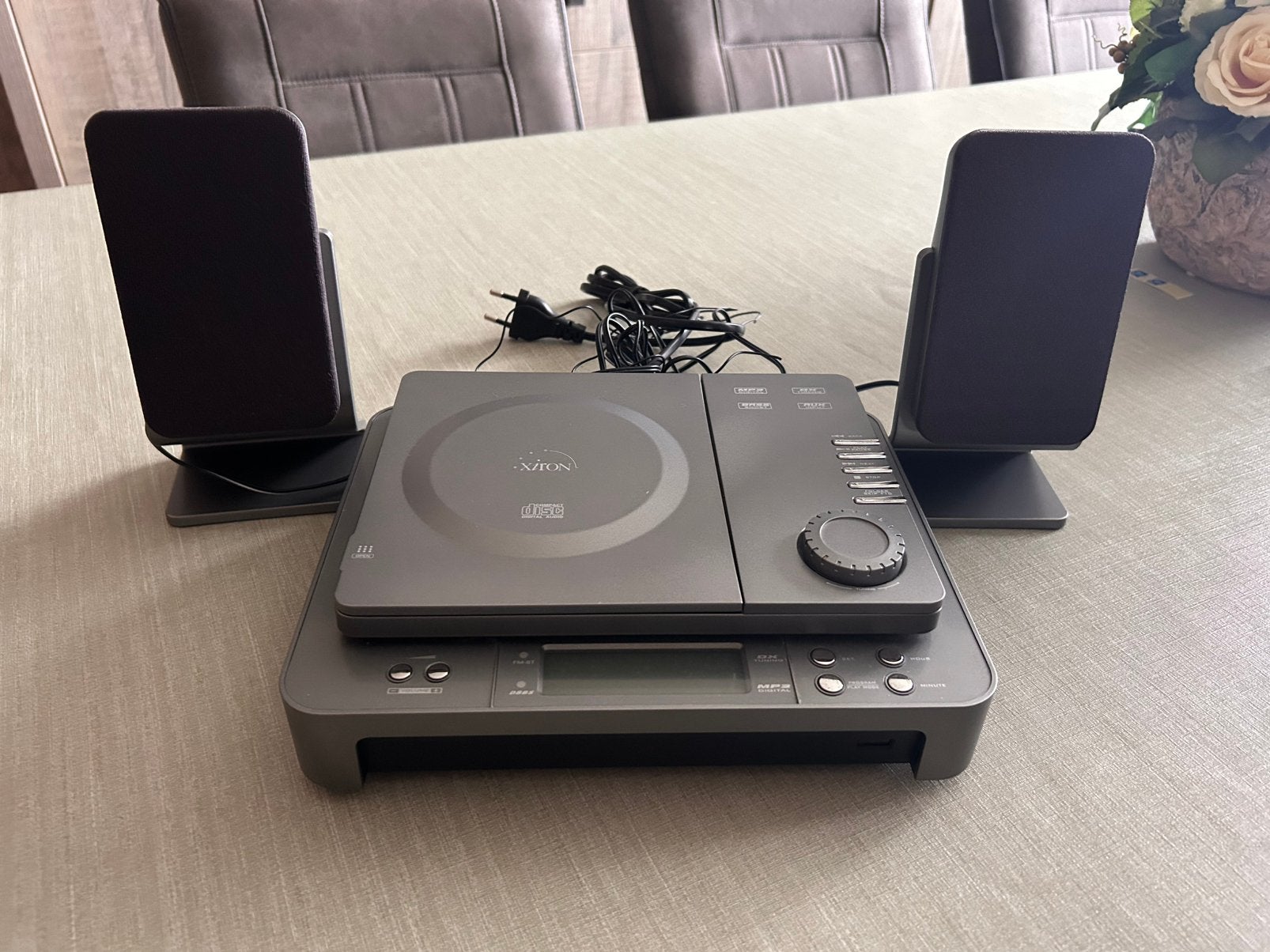 Radio Xiron, Enlèvement, Utilisé