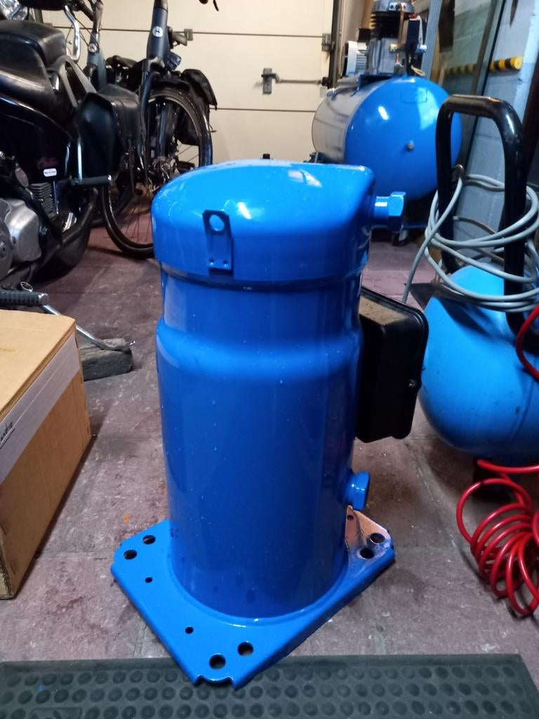 Danfos koel compressor plus twee warmtewisselaars ., Doe-het-zelf en Bouw, Compressors, Ophalen