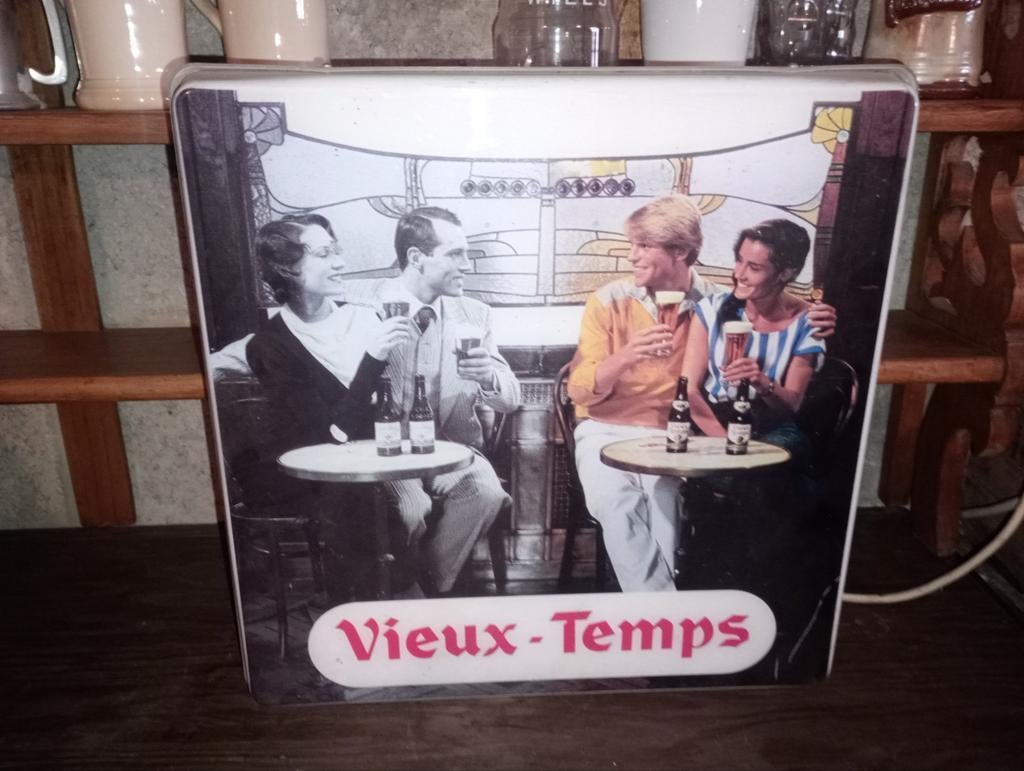Brasserie bière enseigne lumineuse Vieux-Temps, Collections, Marques de bière, Enlèvement ou Envoi