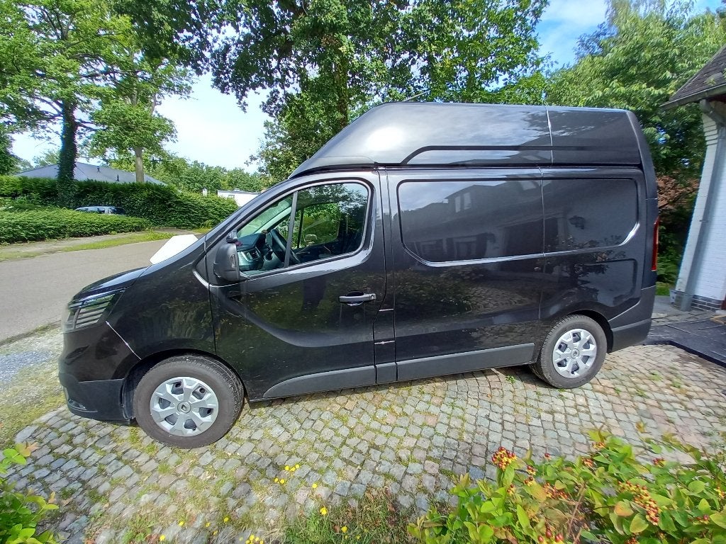 Renault Trafic 2.0 dci 150 pk L1H2, Voorwielaandrijving, Stof, 4 cilinders, Renault