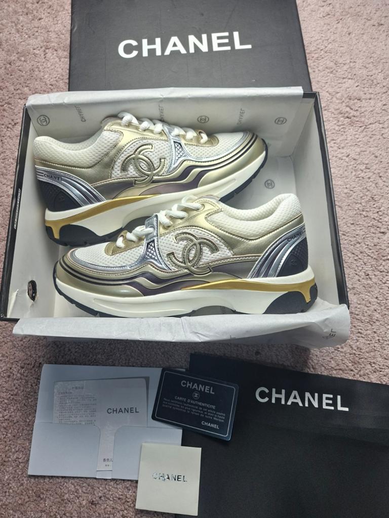 Chanel Runner - 38, Ophalen