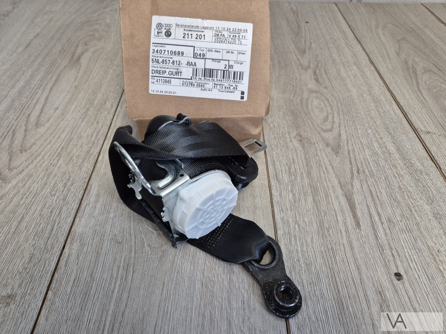 VW Tiguan Seat Taracco 2016 - 2023 gordel riel rechts ACHTER, Volkswagen, -, Utilisé, -