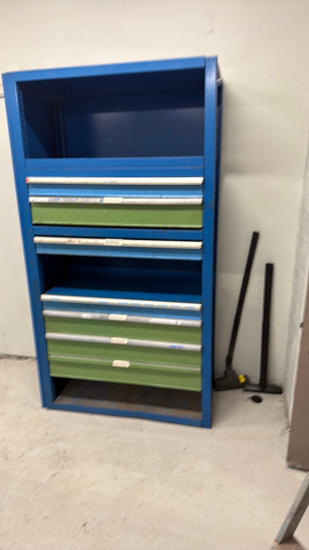 Ladekast, 100 à 150 cm, Utilisé, Métal, 50 à 75 cm
