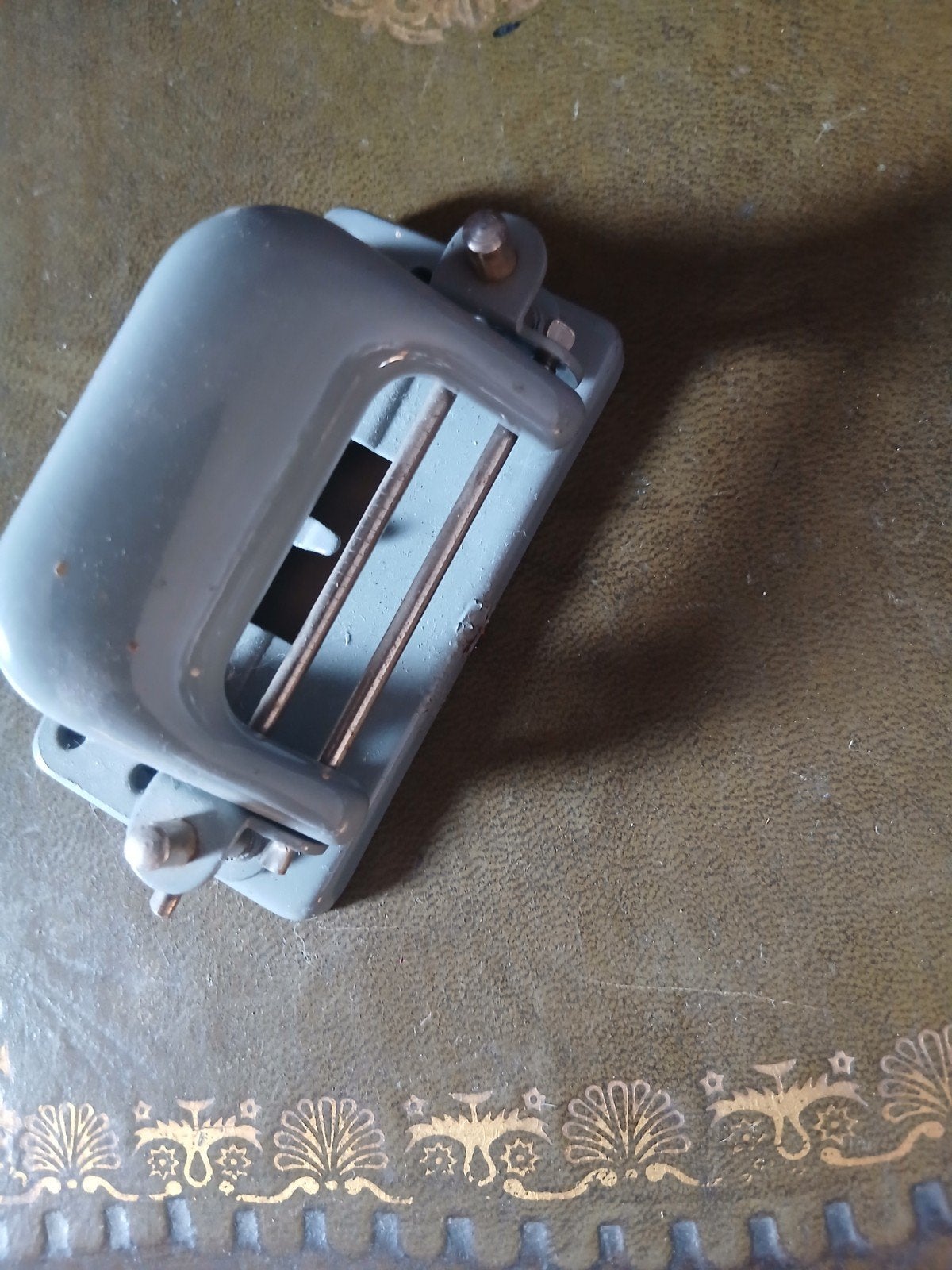 Vintage KIN Perforator– Made in Czechoslovakia – Industriee, Enlèvement