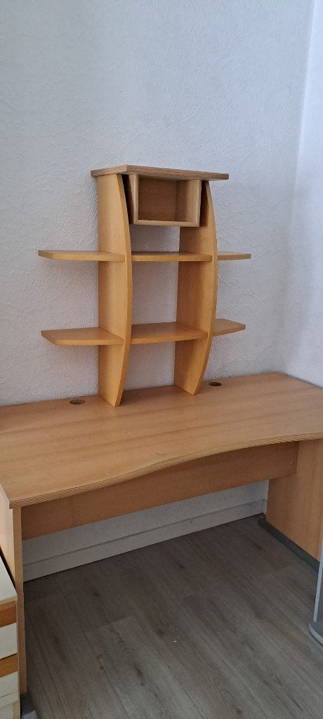 Bureau in goede staat, met rekje en hoekelement, Ophalen, Opzetstuk, Gebruikt, Spaanplaat of MDF