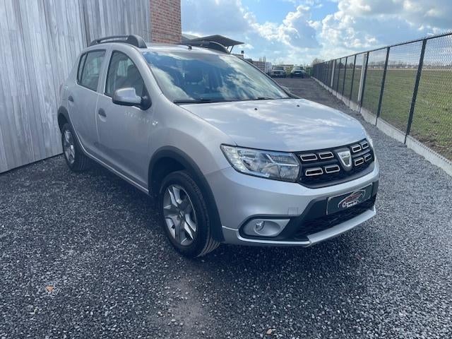 DACIA SANDERO, Auto's, Dacia, Voorwielaandrijving, 898 cc, Stof, Bedrijf