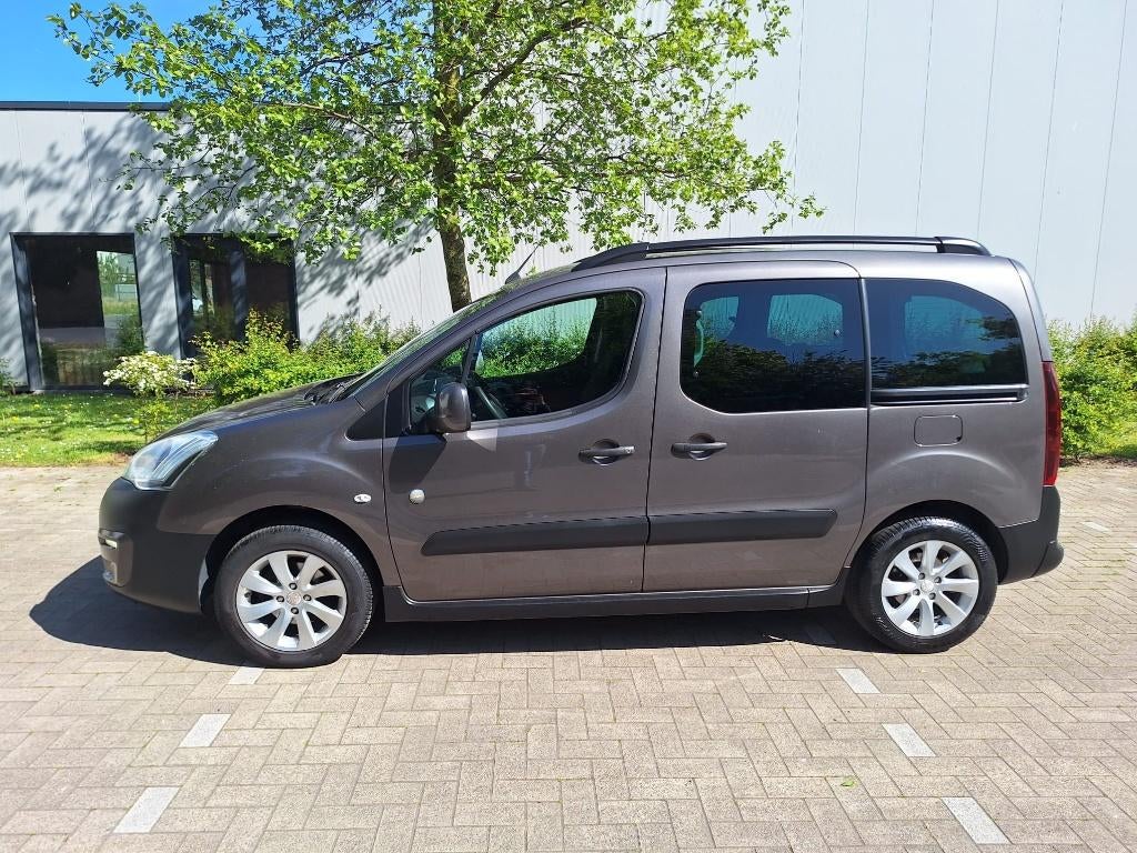 Peugeot Partner 1.6HDi | 5-zit | Airco + camera, Auto's, Peugeot, Voorwielaandrijving, 4 cilinders, 109 g/km, Bedrijf