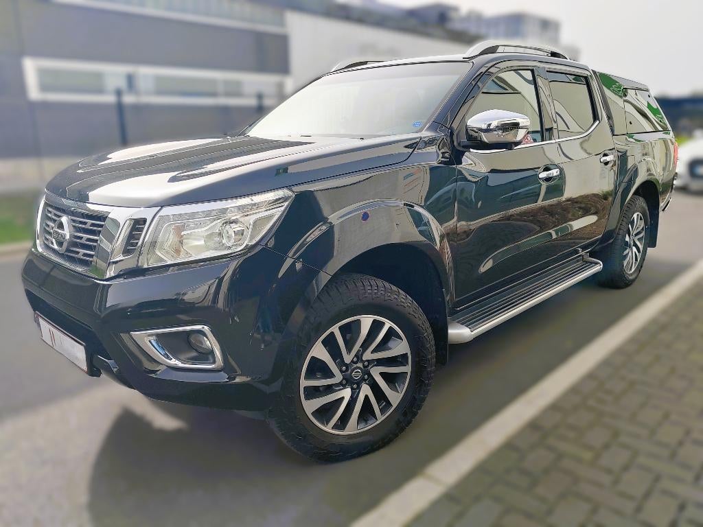 Nissan Navara NP300 2.3dCi 4WD Double Cabine, Cuir, Achat, USB, Carnet d'entretien