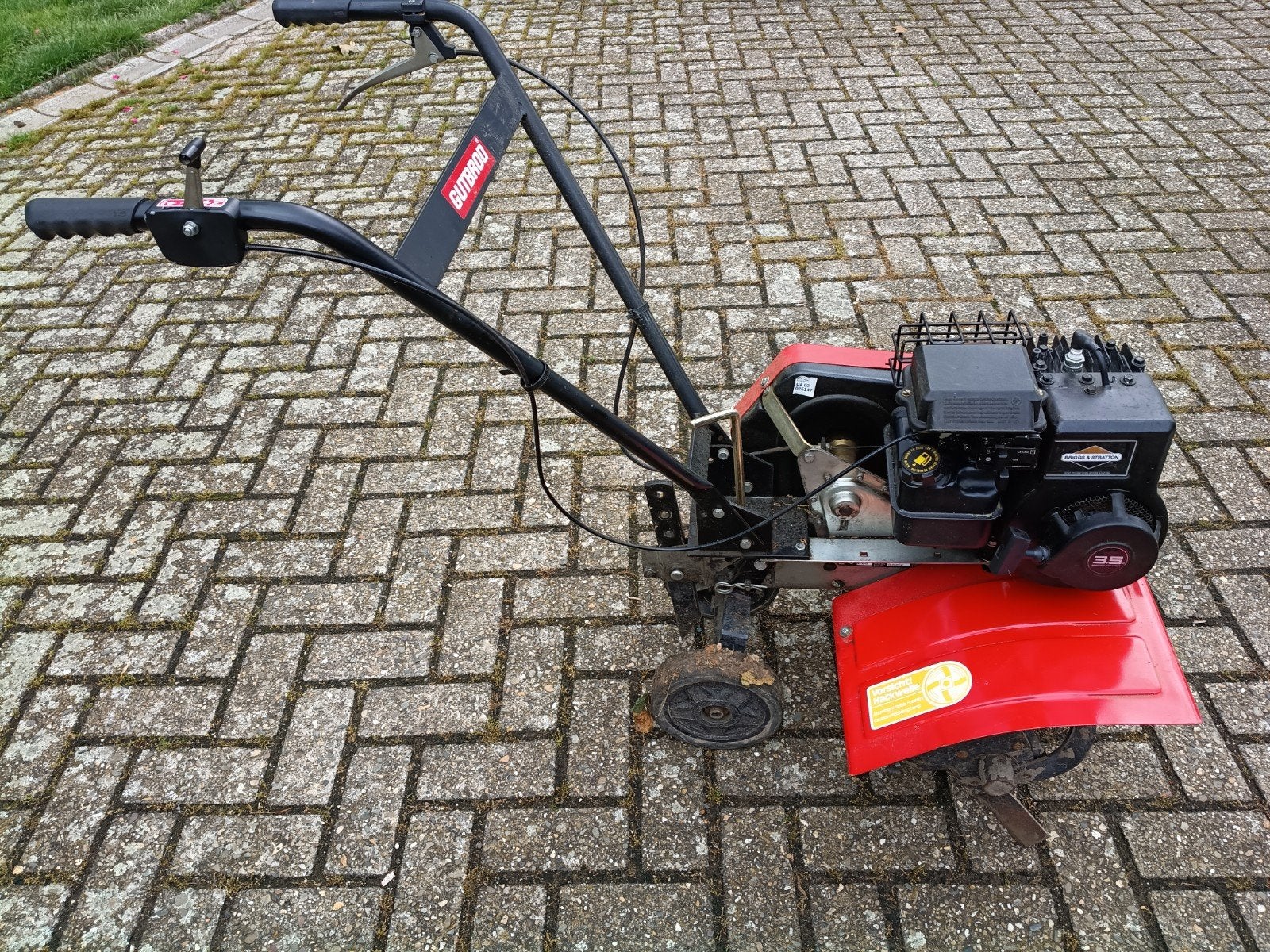 Tuinfrees, Ophalen