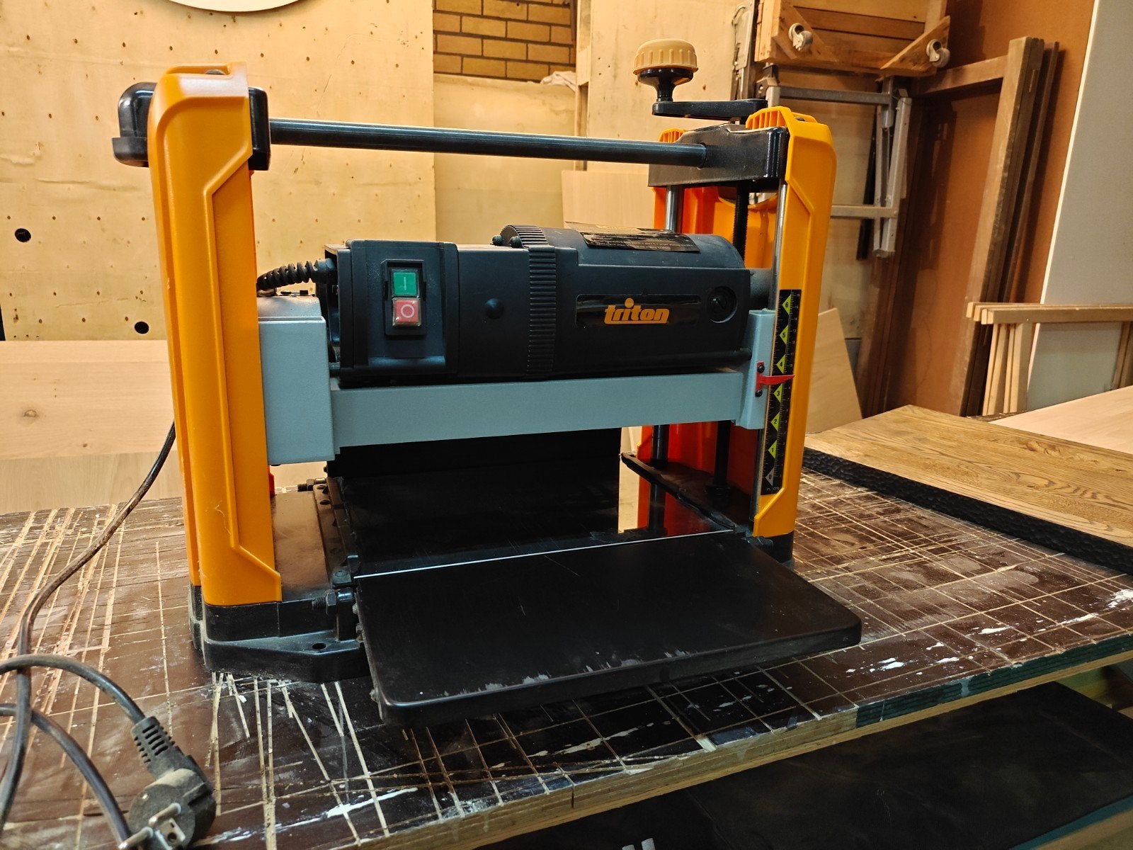 Banc d'épaisseur Triton TPT125, Enlèvement, Comme neuf, Électrique