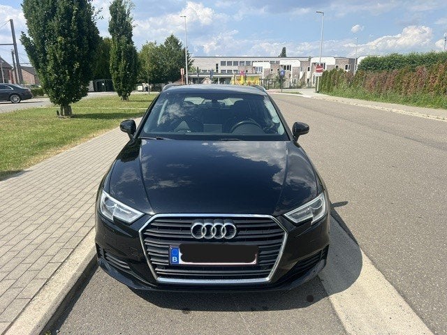 Audi A3 Sportback 1.0 TFSI, Leder, 5 deurs, 3 cilinders, 999 cc