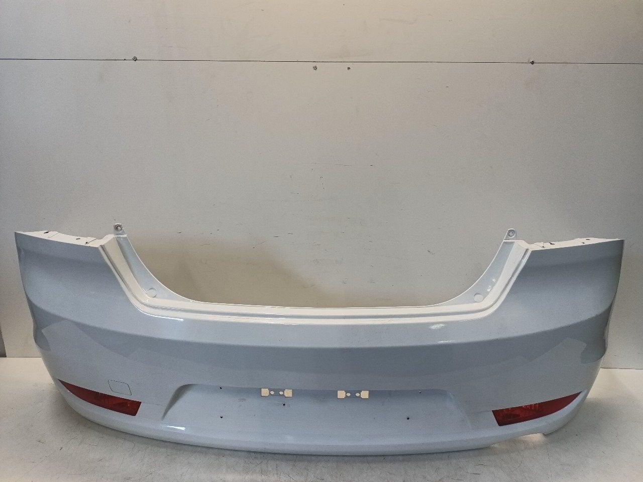 Bumper achter Kia Cee'd, Onderdelen@venauto.nl, Van der Ven Autorecycling B.V., Ettenseweg 76, 4706 PB Roosendaal, The Netherlands