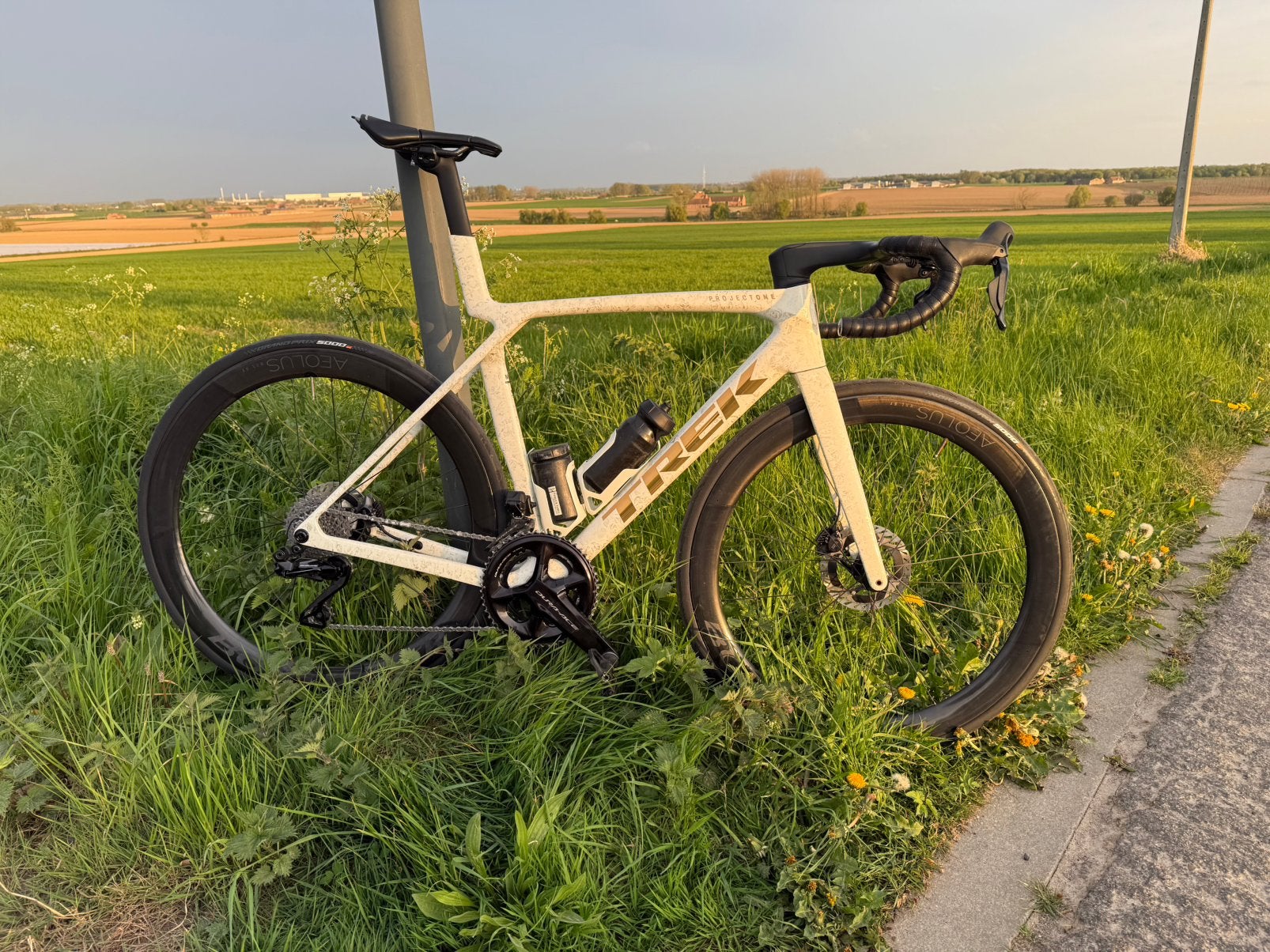 Trek Madone SLR9 gen8 M/L, Enlèvement, Comme neuf