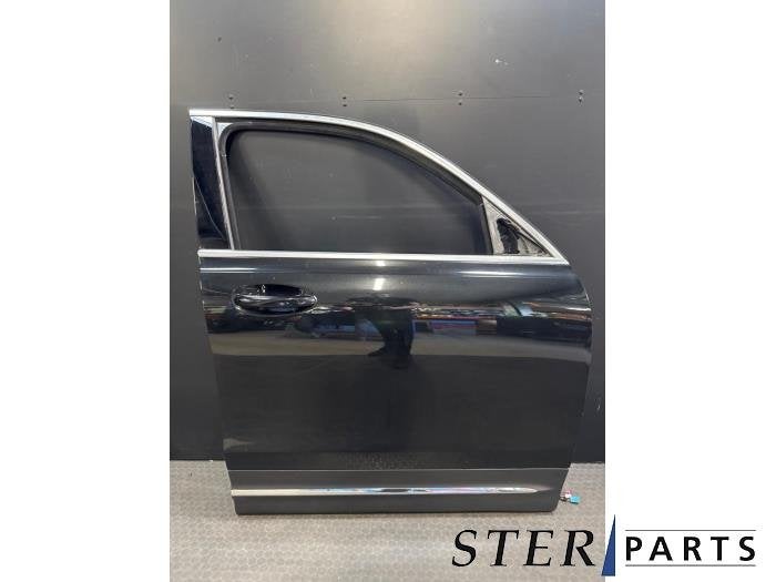 Portière 4portes avant droite d'un Mercedes GLB-Klasse (191, 3 mois de garantie, Utilisé, Porte, -
