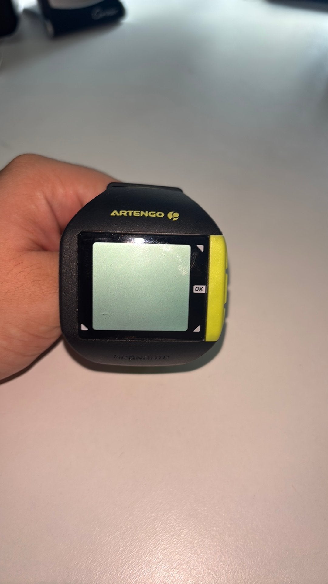 Artengo tennis horloge+ tracker, Sport en Fitness, Hartslagmeters, Ophalen, Zo goed als nieuw