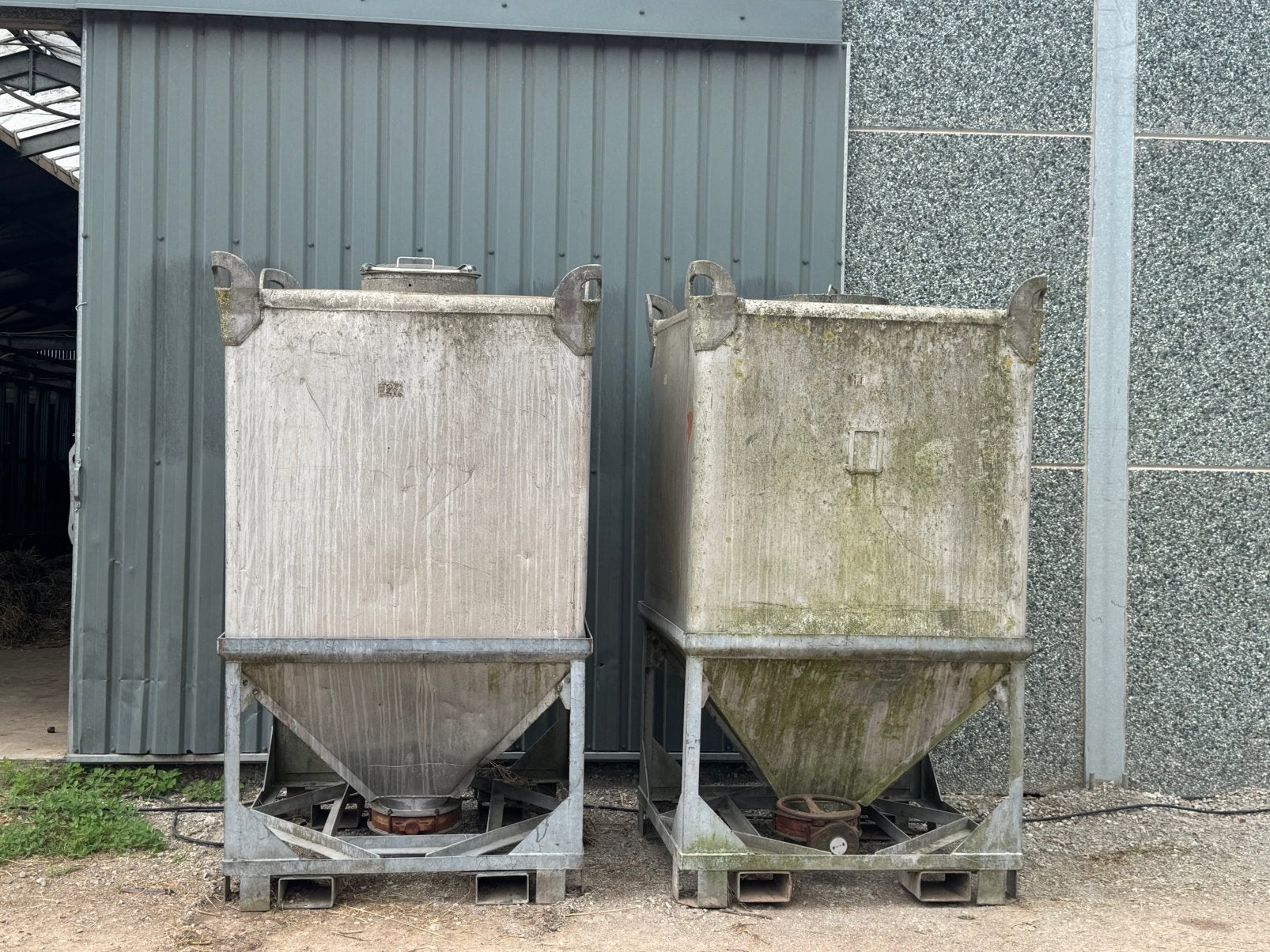 2 silo’s, Enlèvement