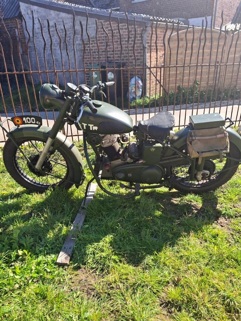 Sarolea estafette, Motoren