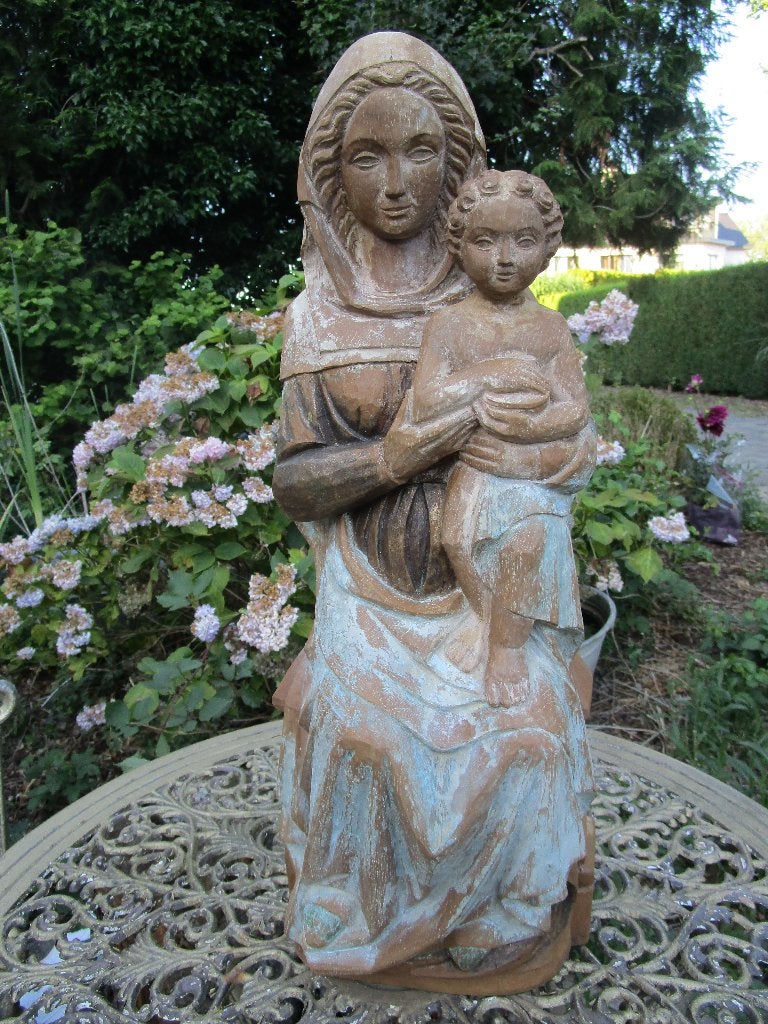 Madone avec enfant, Enlèvement