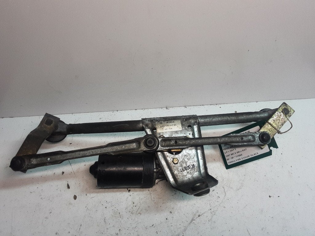 MECANISME ESSUIE-GLACE 206 (2A / C/H/J/S) (3397020446), Kontakt-peugeot@peugeot.com, Utilisé, Peugeot Deutschland GmbH, Bahnhofsplatz
65423  Rüsselsheim, DE