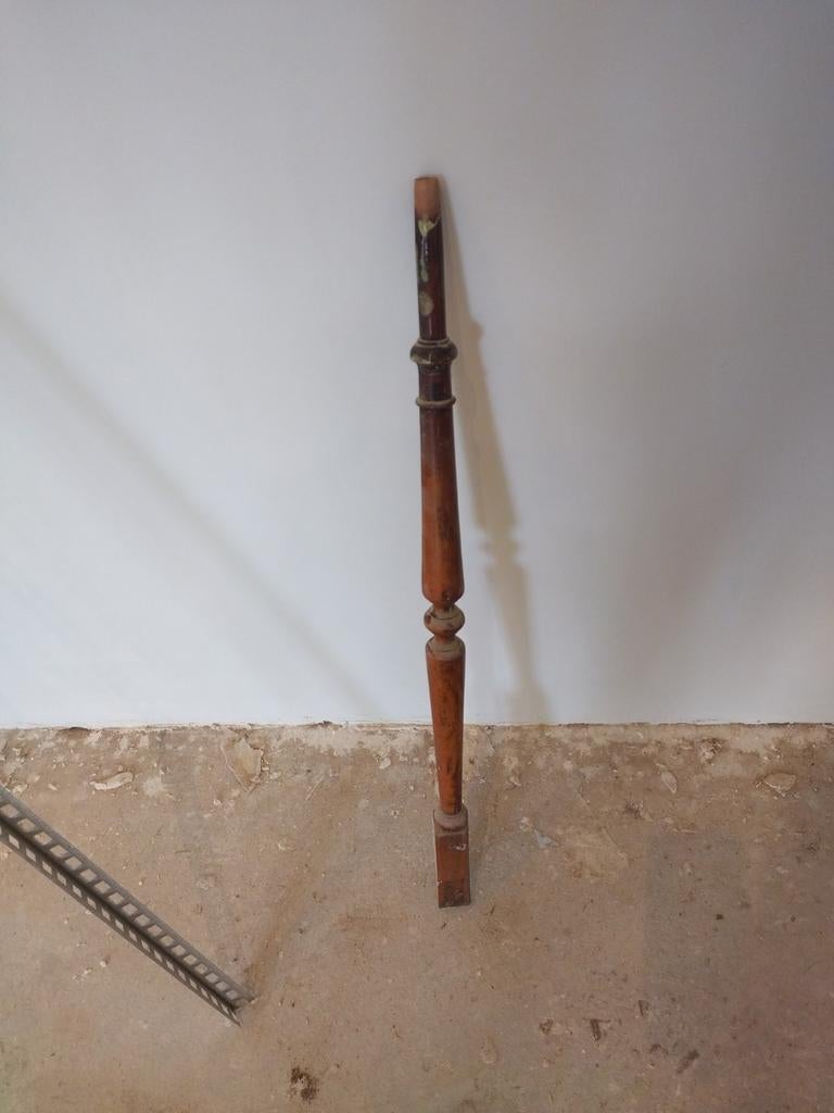 Fuseaux,poteau et rampe, Enlèvement