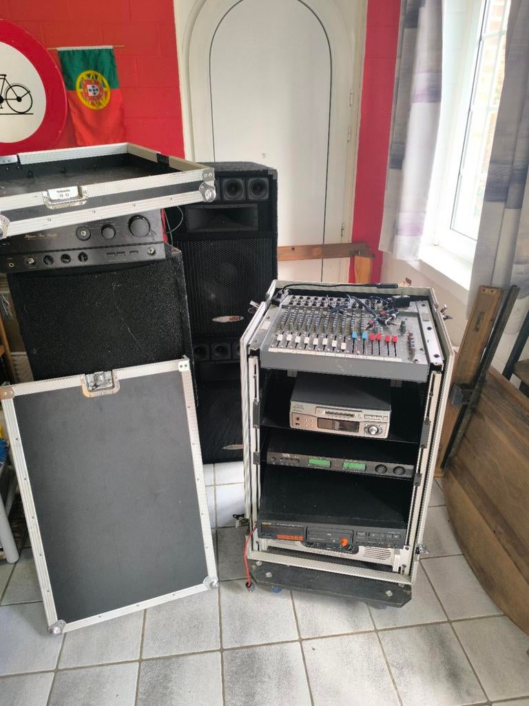 Lot dj flight case, speakers, versterker, audio boards, Musique & Instruments, Enlèvement