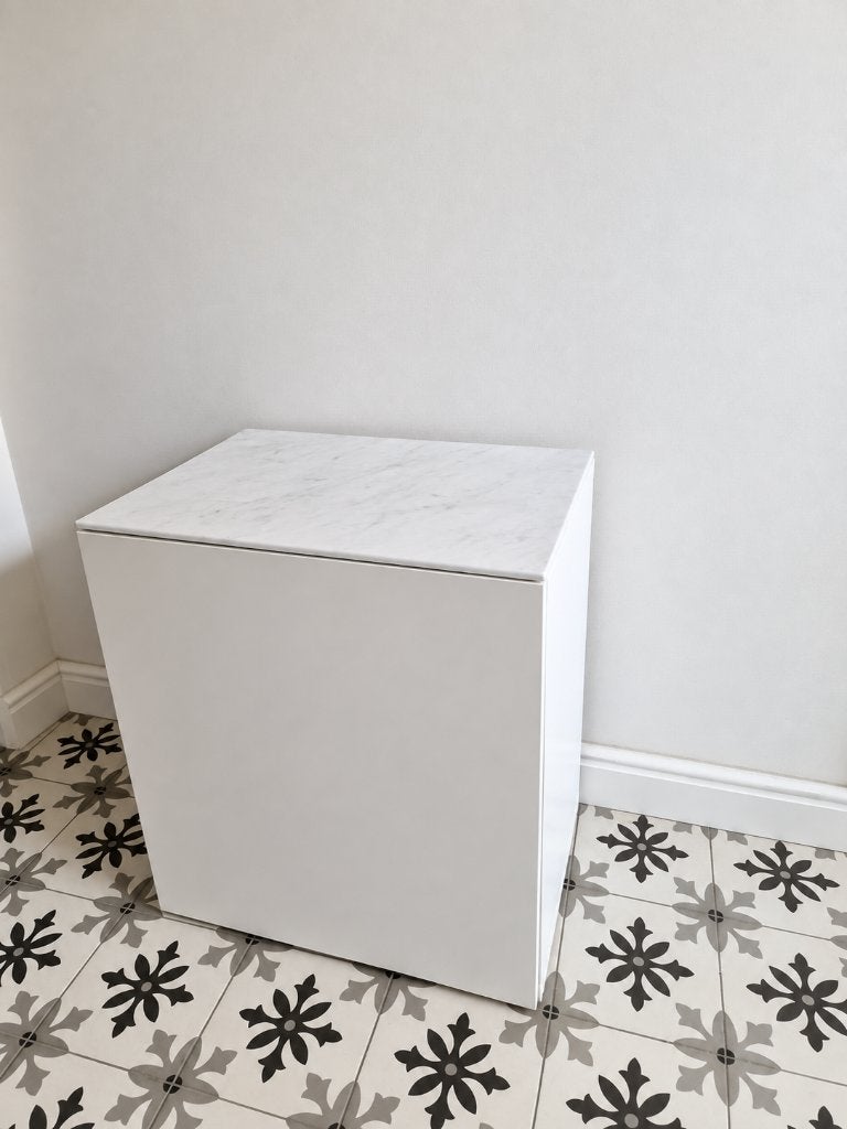 IKEA BESTÅ kast wit + marmerlook bovenblad, Huis en Inrichting, Ophalen, Overige materialen, Minder dan 150 cm, Minder dan 100 cm