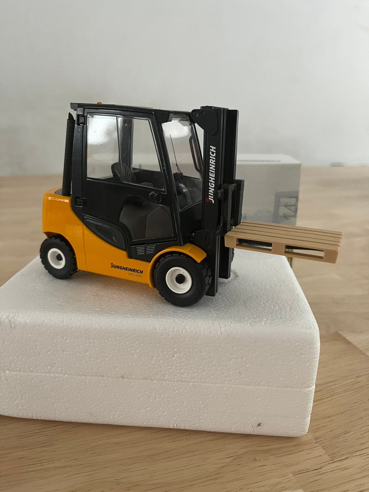 Conrad Jungheinrich Vorkheftruck, Hobby en Vrije tijd, Ophalen of Verzenden, Zo goed als nieuw