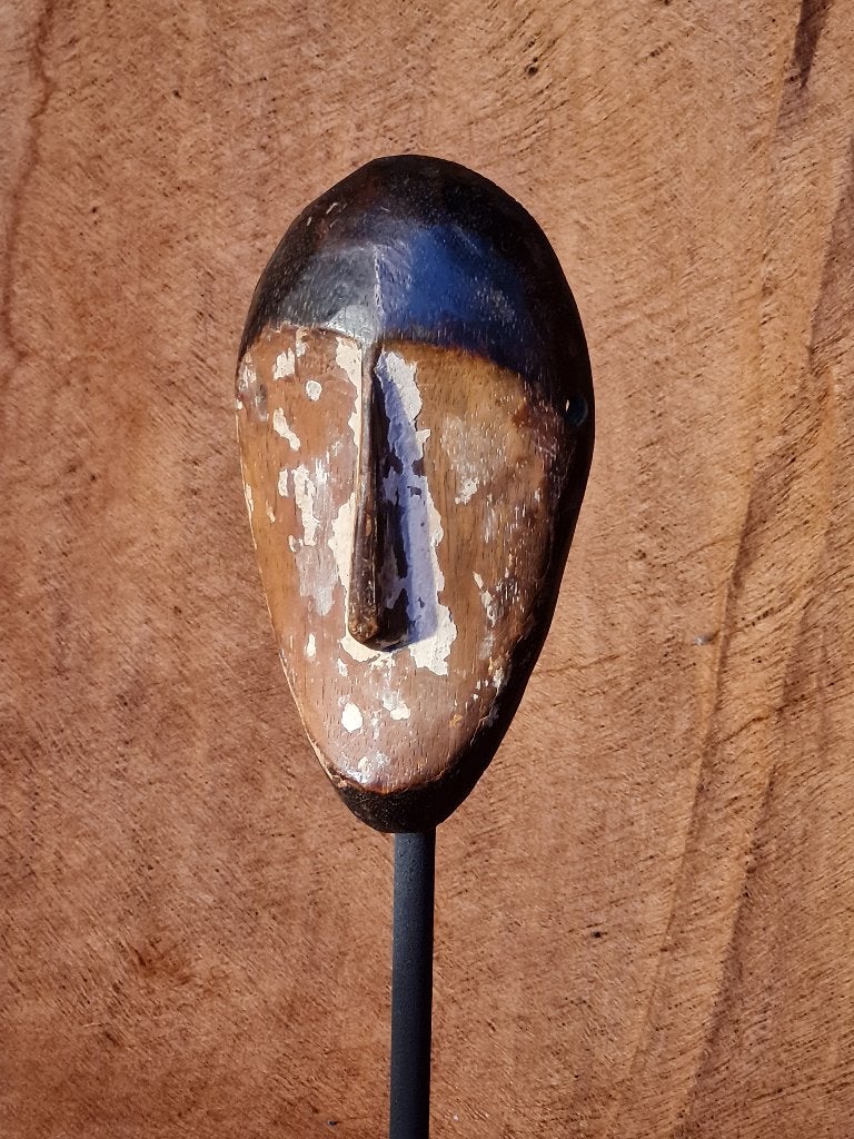 Masque de passeport Lukwakongo sans yeux, Lega, Maniema, RDC, Antiquités & Art, Afrique, Enlèvement ou Envoi, Fait main, 16 cm